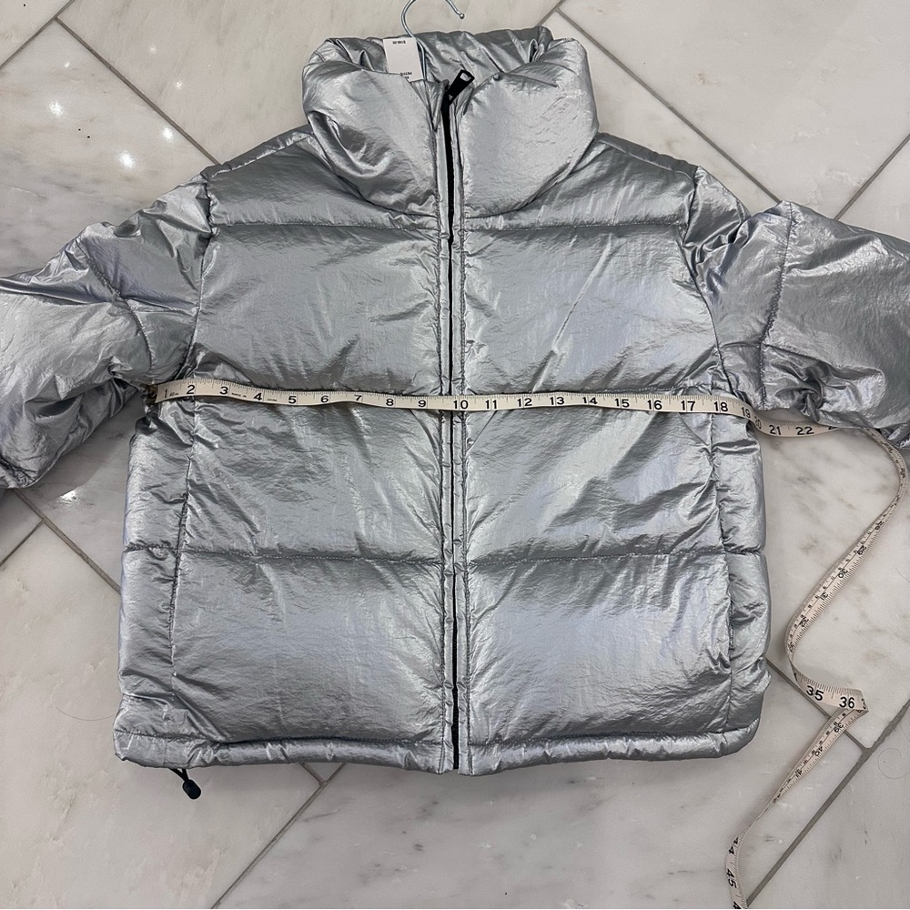 GAP Silver Metallic Crop Puffer Jacket Petite XS Y2K NEW w/ TAGS - Picture 13 of 16